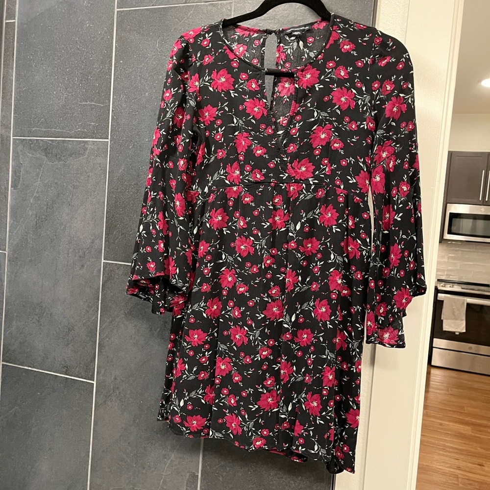 Long sleeve floral dress